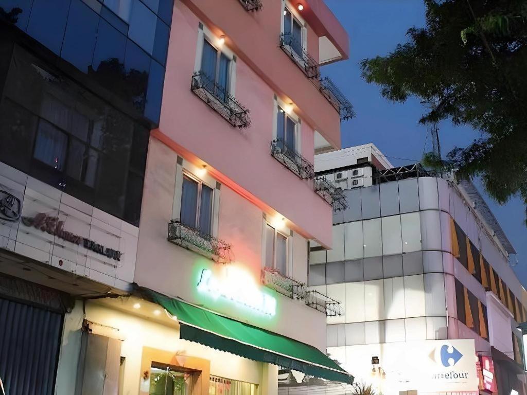 Hotel Losari Blok M Jakarta